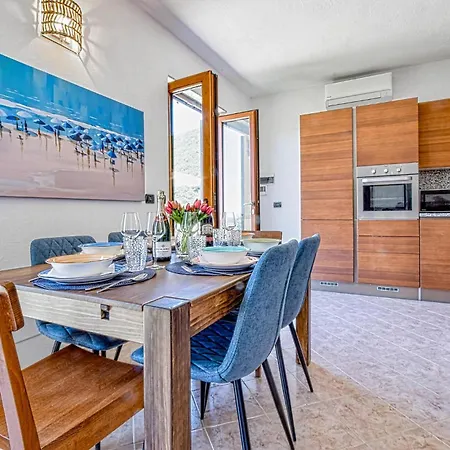 In With House Sea View Σπίτι διακοπών *